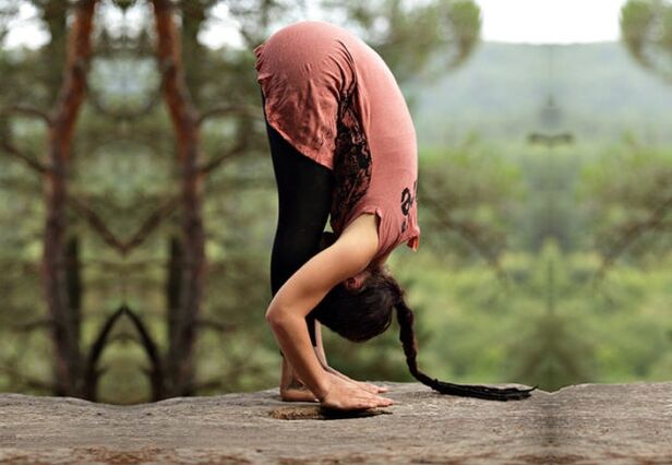 yoga posture uttanasana for weight loss