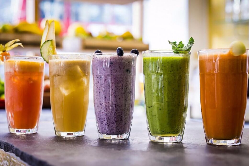 A variety of smoothies for weight loss are made from fresh ingredients